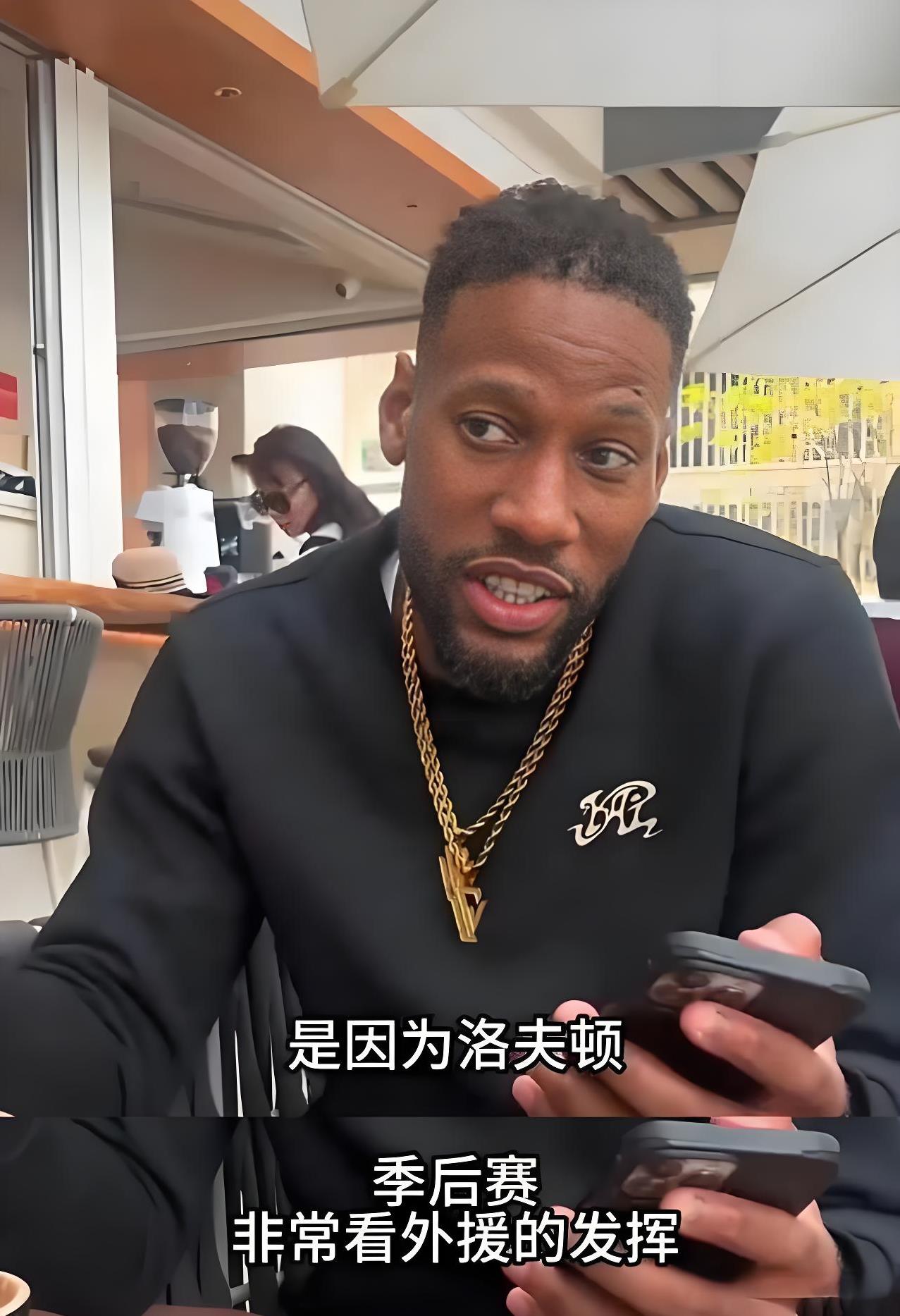 职业篮球联赛迎来决胜时刻，球队冲刺终点