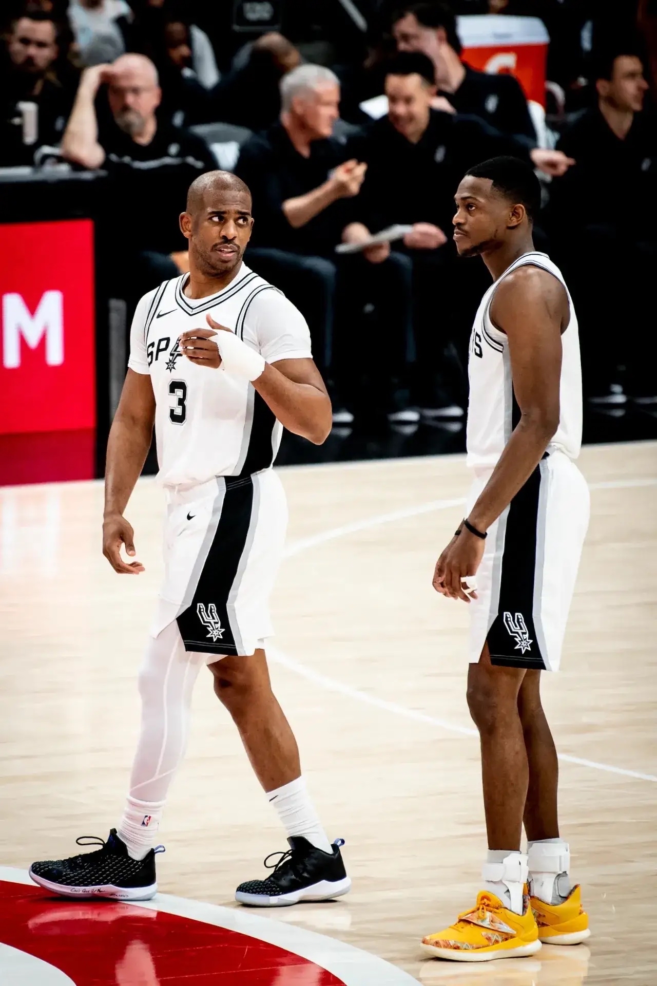 马刺不敌国王,遭遇三连败的简单介绍 马刺不敌国王,遭遇三连败的简单介绍