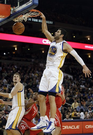 爵士逆转快船，高诺维奇背靠背爆发的简单介绍