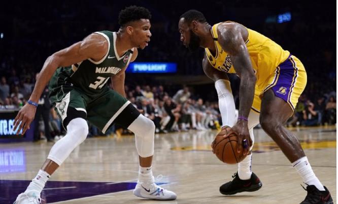 雄鹿主场决胜，字母哥再次证明实力的简单介绍