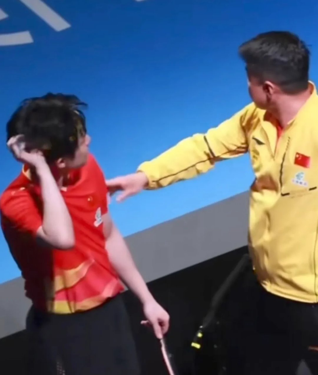 瑞典乒乓球队碾压英国乒乓球队，王皓送出助攻