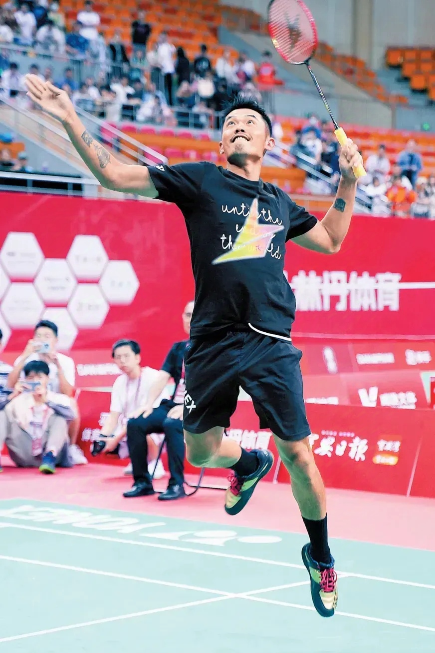泰国羽毛球队完胜印尼羽毛球队，林丹惊艳世界
