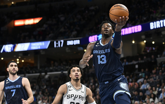 灰熊负于马刺，遭遇两连败的简单介绍