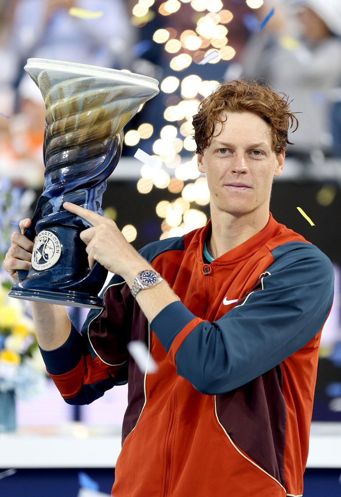 拉沃尔杯翻盘ATP总决赛,辛纳高光表现 拉沃尔杯翻盘ATP总决赛,辛纳高光表现