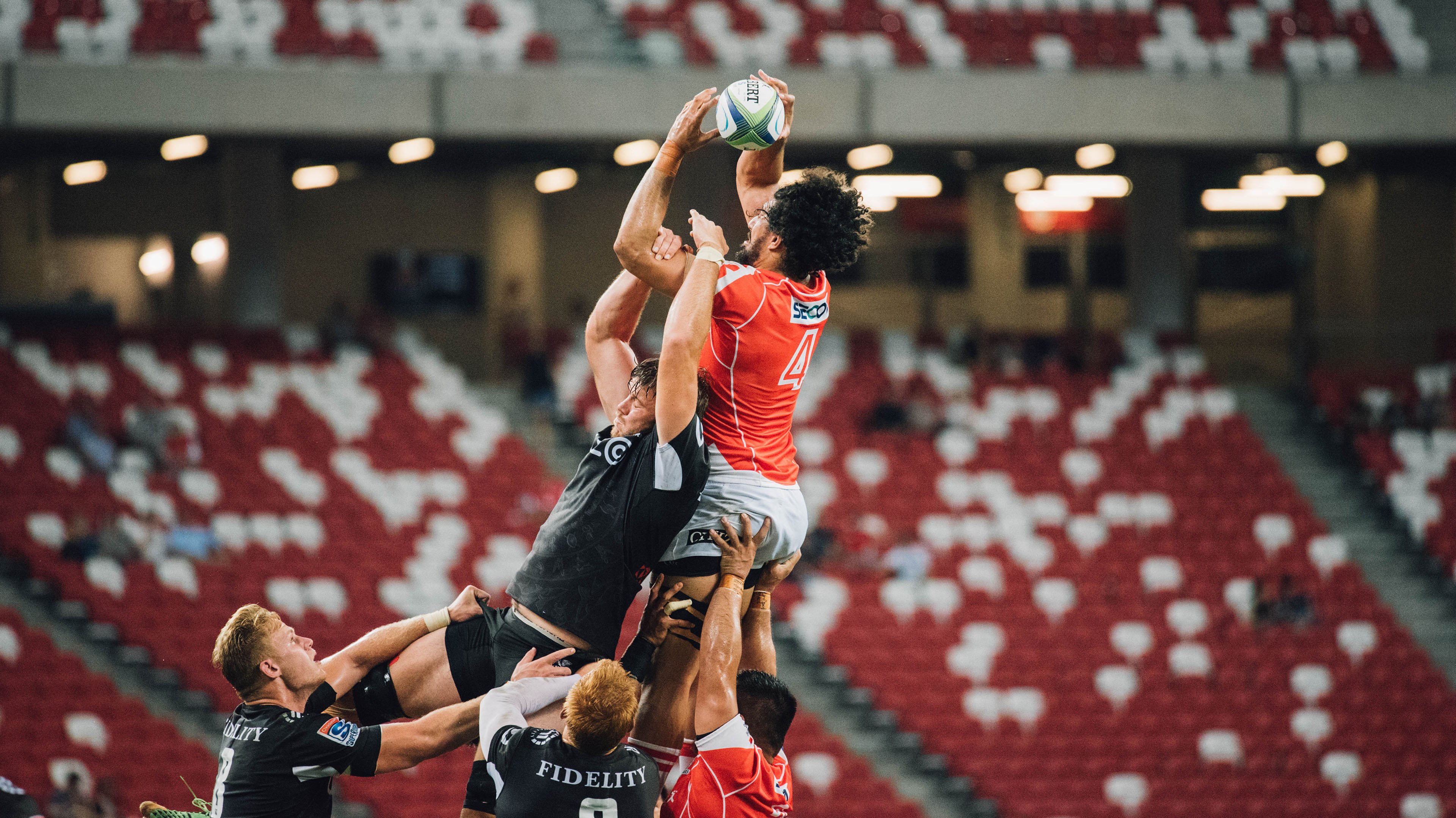 舞台越大越强，基耶萨在芬兰与巴黎的考验中闪耀