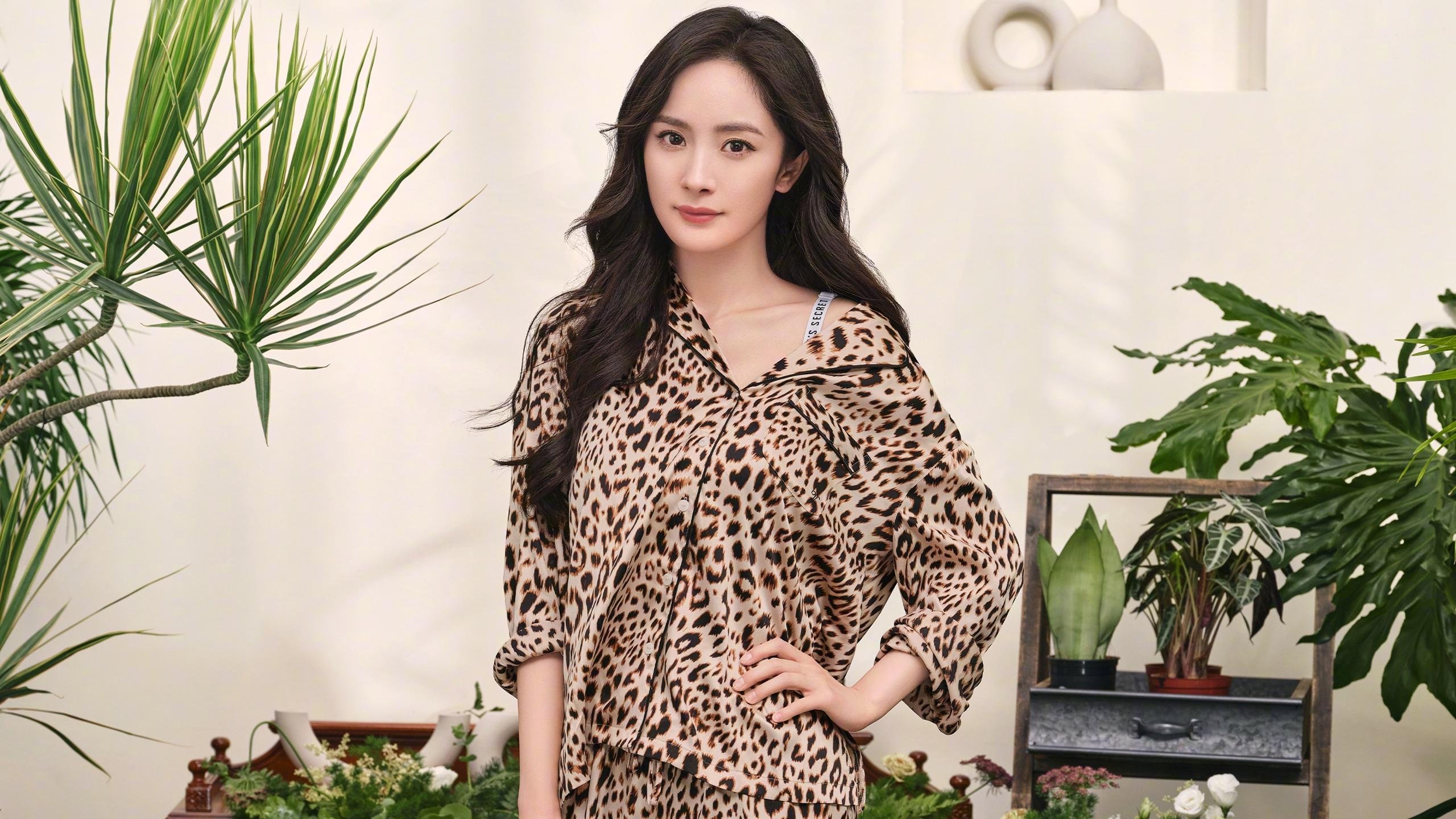 双线辉煌，拜仁欧冠提前终结乌克兰悬念，莱奥F1揭幕战霸气接管赛场