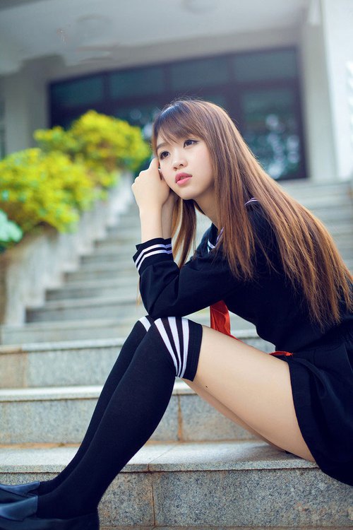 喀麦隆雄狮怒吼，绿茵场上的托尼老师剪碎了阿根廷的华丽长发