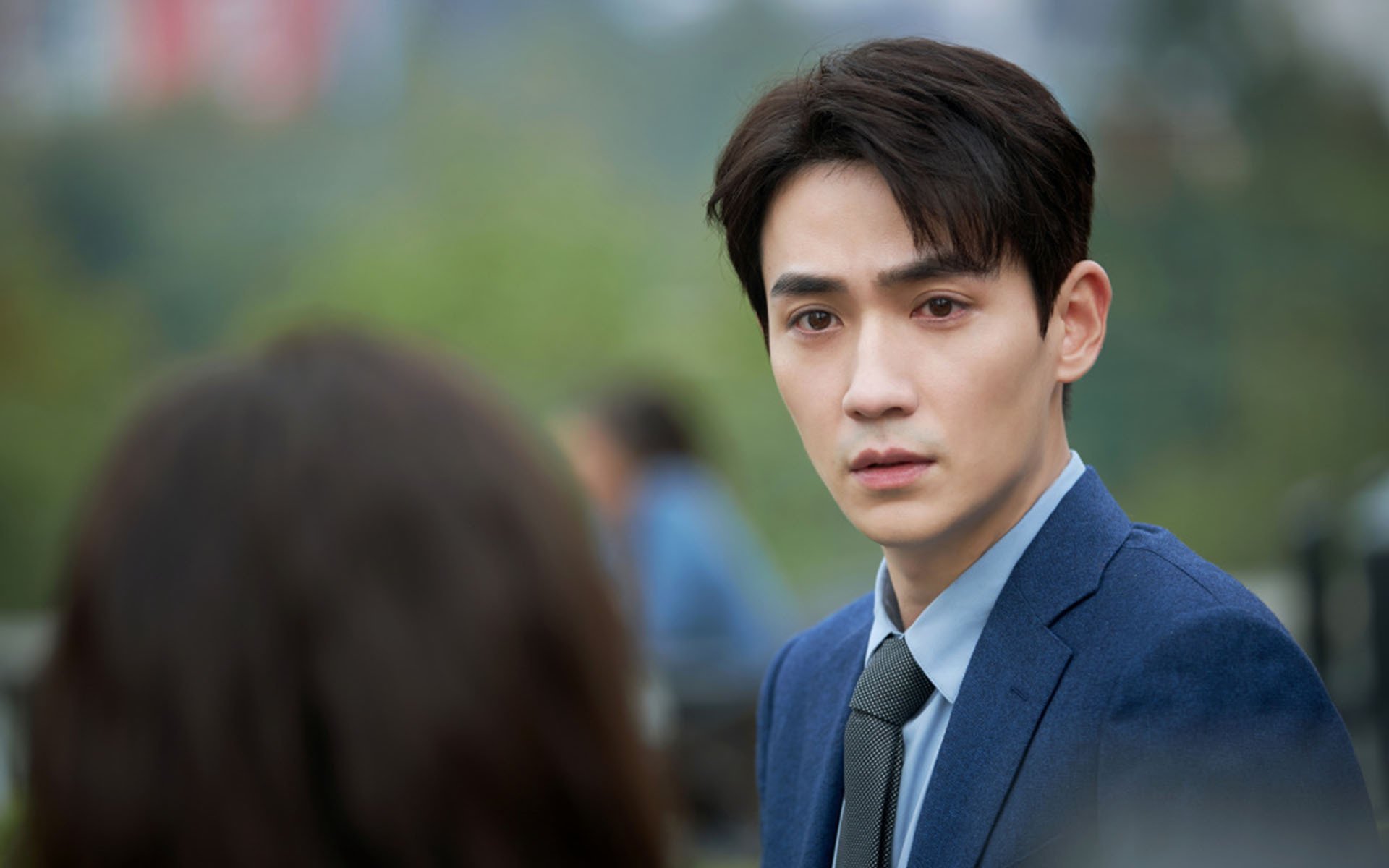 哈利伯顿爆发难敌团队铁壁，独行侠硬仗取胜揭示季后赛生存法则